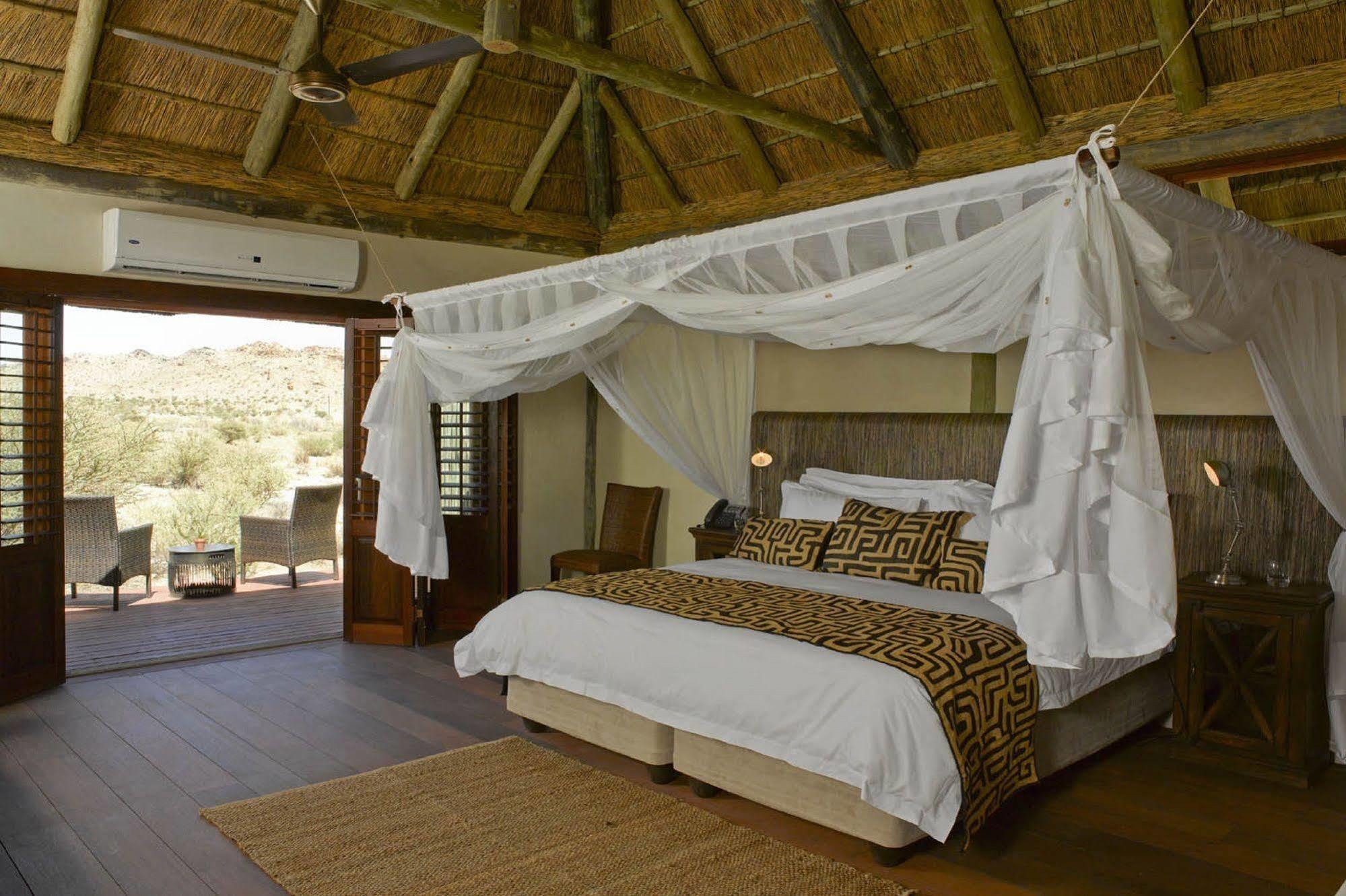 Tutwa Desert Lodge Augrabies Buitenkant foto